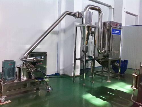 6053f83ec4bdb.jpg 超細(xì)粉碎機(jī).jpg